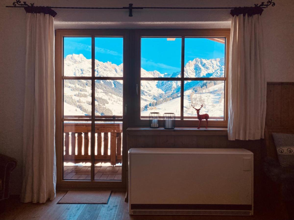 Ski-In & Ski-Out Out Chalet Maria With Amazing Mountain View Maria Alm am Steinernen Meer Bagian luar foto