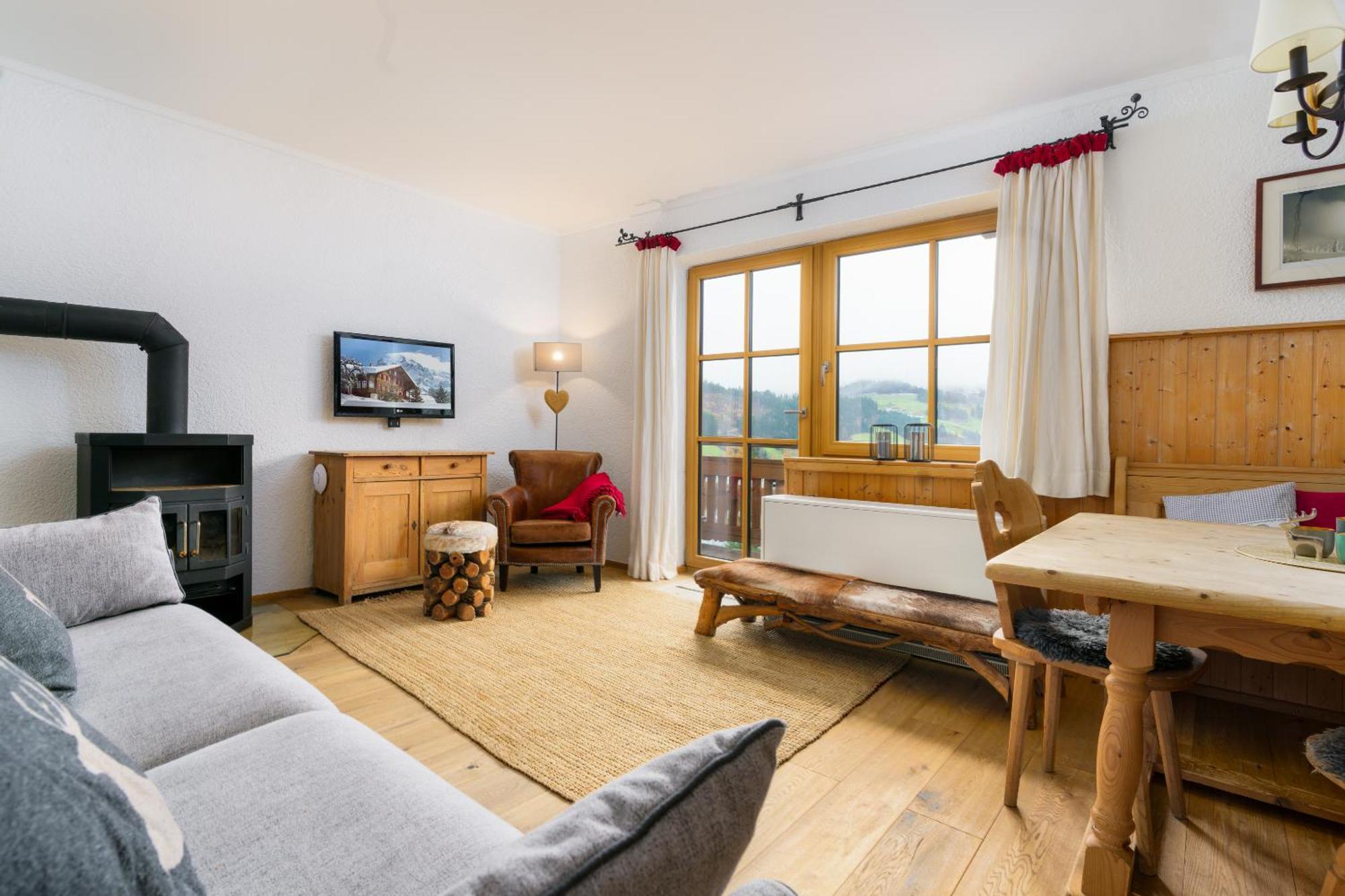 Ski-In & Ski-Out Out Chalet Maria With Amazing Mountain View Maria Alm am Steinernen Meer Bagian luar foto